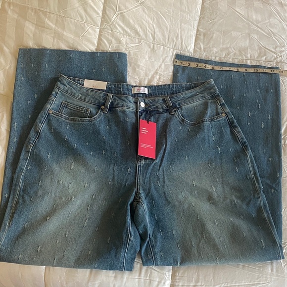 Plus Size Cat Scratch Fever Tummy Control Wide Leg Jeans - Picture 6 of 9